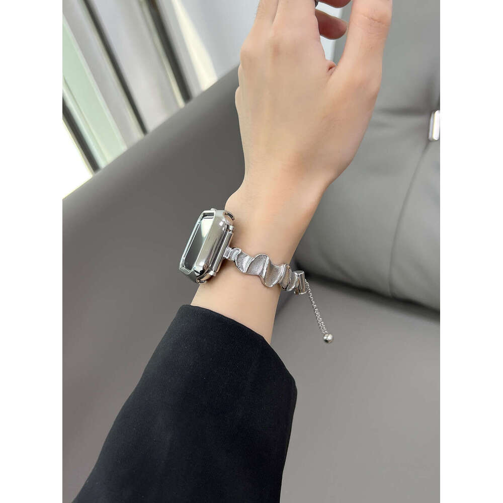 Smart Straps Fashionable metal chain Apple Watch strap Trendy and individual Applicable to 5/6/7/8/9 generation SE