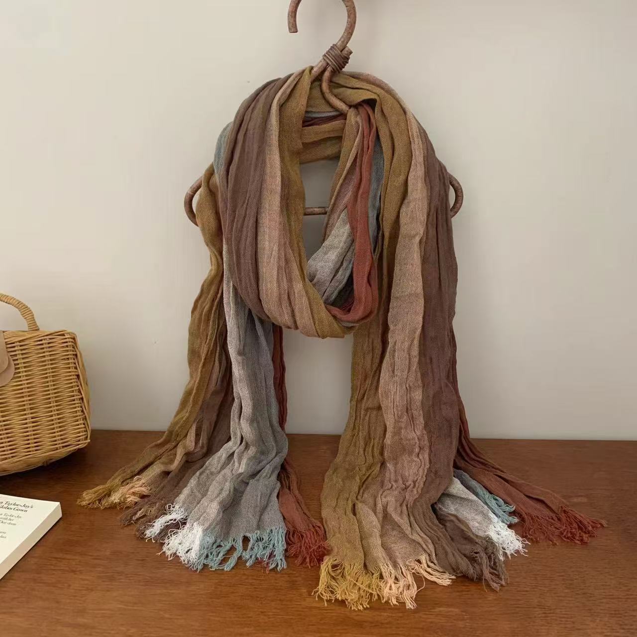 T618 new scarf cotton and linen feel gradient blue autumn and winter scarf retro versatile printing ladies long pleated shawl