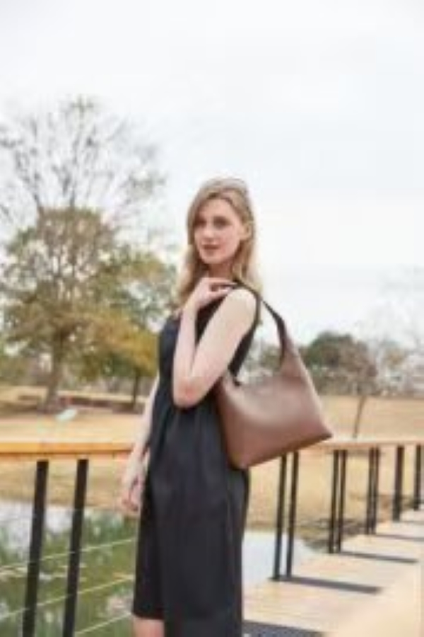 Elegant Women's Leather Hobo Shoulder Bag