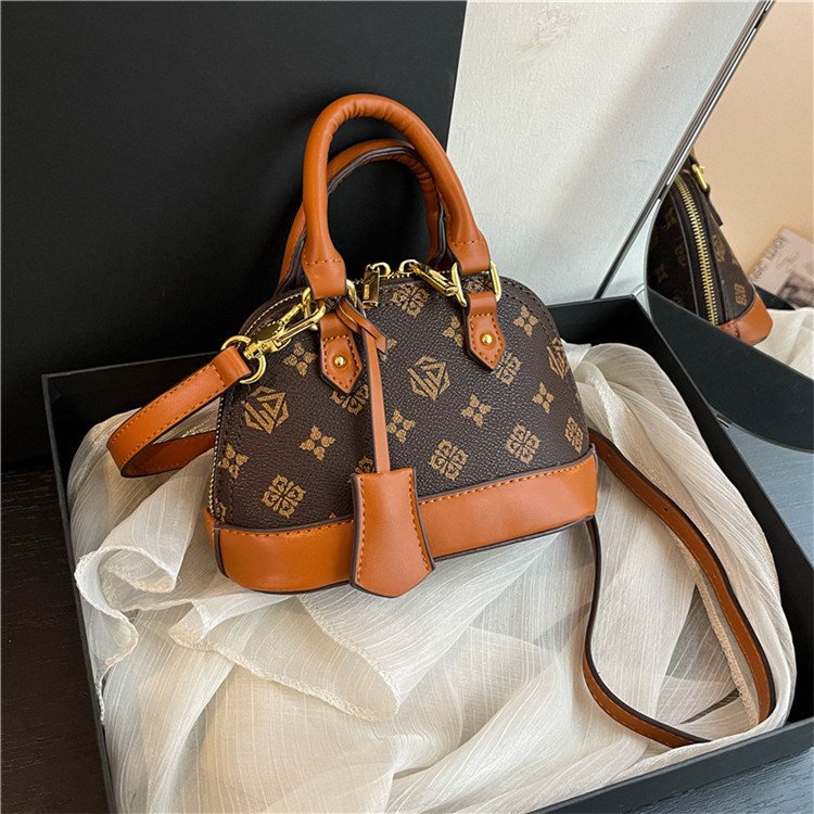Super fire shell bag this year popular senior sense foreign air shoulder crossbody bag female