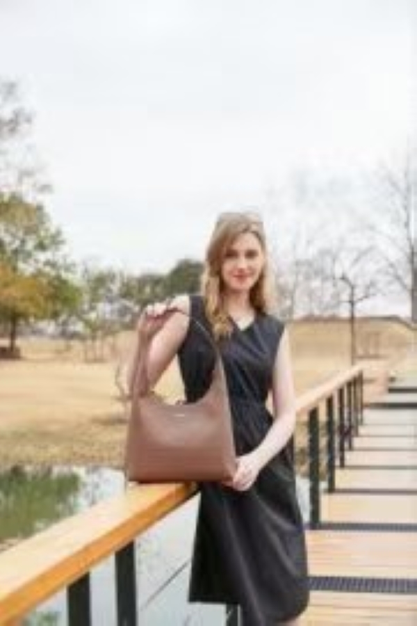 Elegant Women's Leather Hobo Shoulder Bag