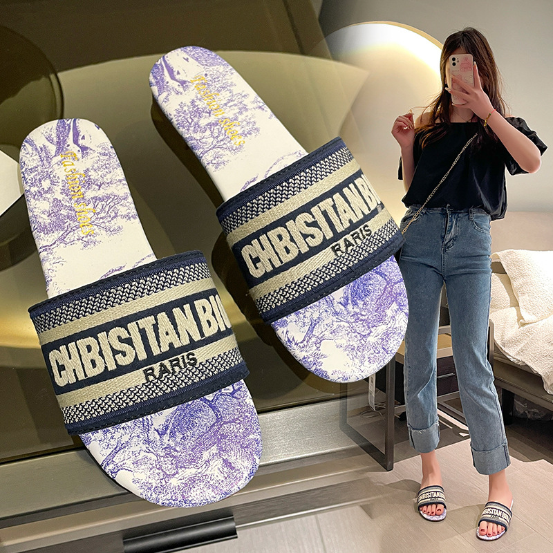 Free shipping designer sandals, women's new embroidered sandals, summer travel beach striped flat slippers, mule pattern strappy sandals, anti-sl