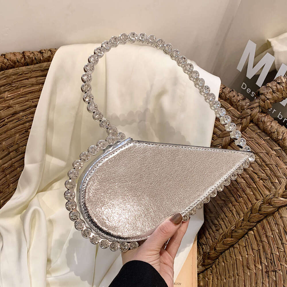 Dinner Bag Same Niche Design Socialite Diamond Love Handbag French Banquet Bag For Women KQ