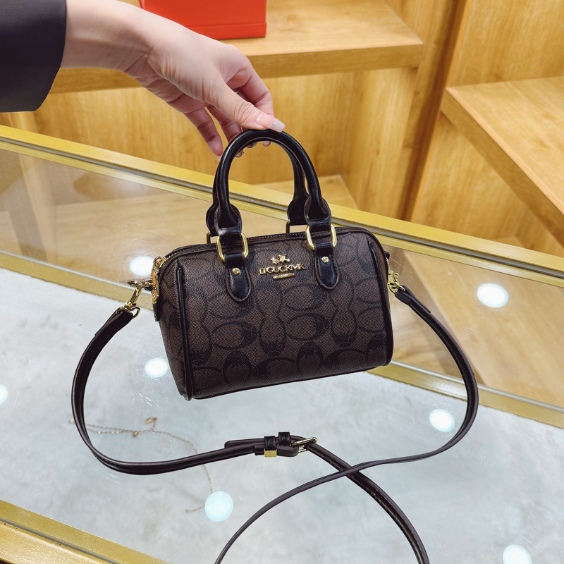 Designer bag free shipping 2025 new fashionable pillow bag Boston bag premium texture luxury bag shoulder crossbody bag for women