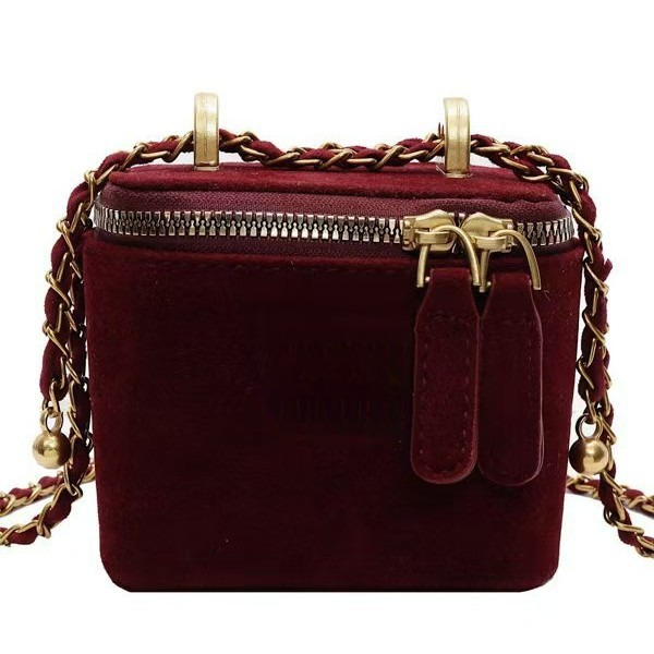 Designer Ladies Bag Niche Ins Mini Winter New Fashionable Matte Box Trendy Chain Shoulder Crossbody Bag Mini Handbag