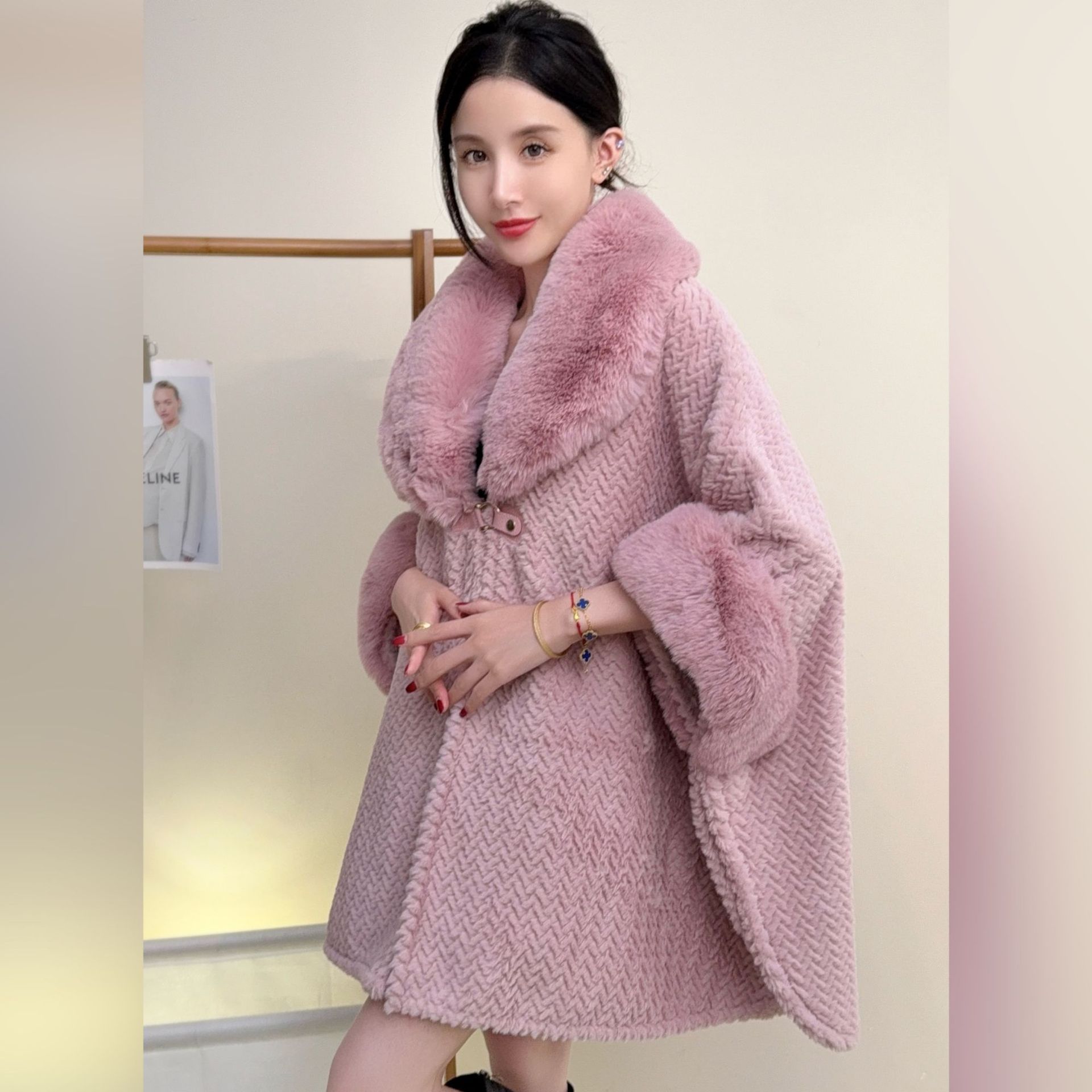 K611 High-end solid color large fur collar shawl coat plush thick warm medium and long large size loose cape cardigan