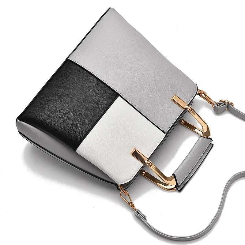 Women's Fashion Color Matching Handbag Simple Casual Large Capacity Shoulder Messenger Bag