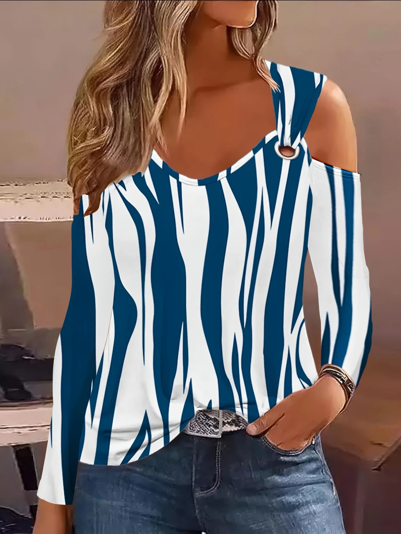 Plus Size Autumn Simple Metal Button Vneck Womens Shirt 2023 Sexy Casual Tshirt Pulling Top 250430Z