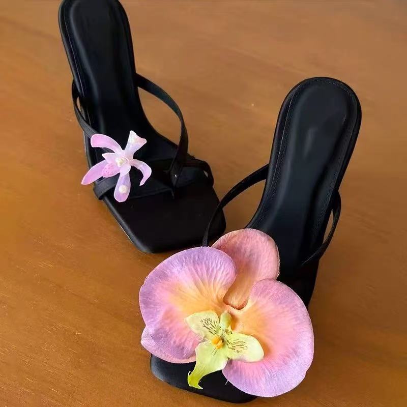 Elegant Womens Artisanal Open-Toe Pumps Featuring Distinctive Asymmetric Flowers and Elevated Tread Patterned Footwear
