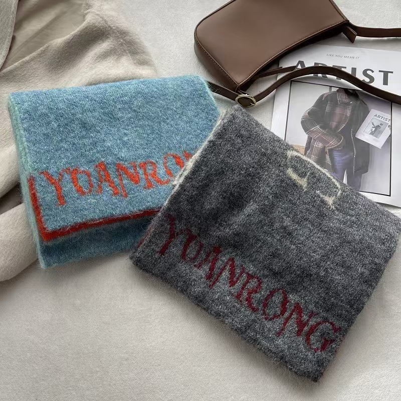 T626 letter double-sided knitted scarf for women autumn and winter new Korean style atmosphere high-end thick warm neck scarf