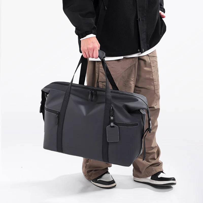 Minimalist mens travel bag gym bag with large capacity waterproof fabric used for travel exercise school parties shopping 250427