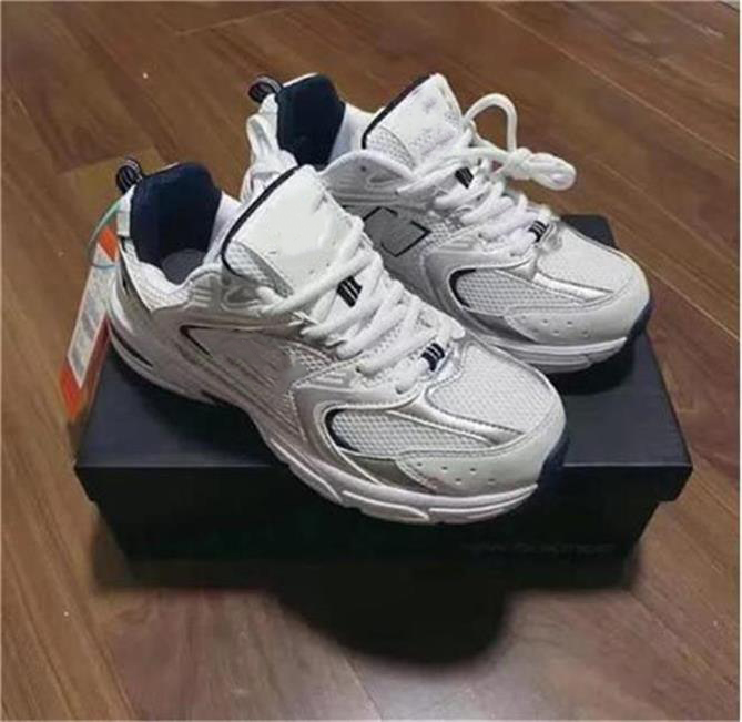 2025 Women Men Shoes Casual new Sneakers Women Running Low-top Sports Trainers Breathable Mesh Footwear size 36-45