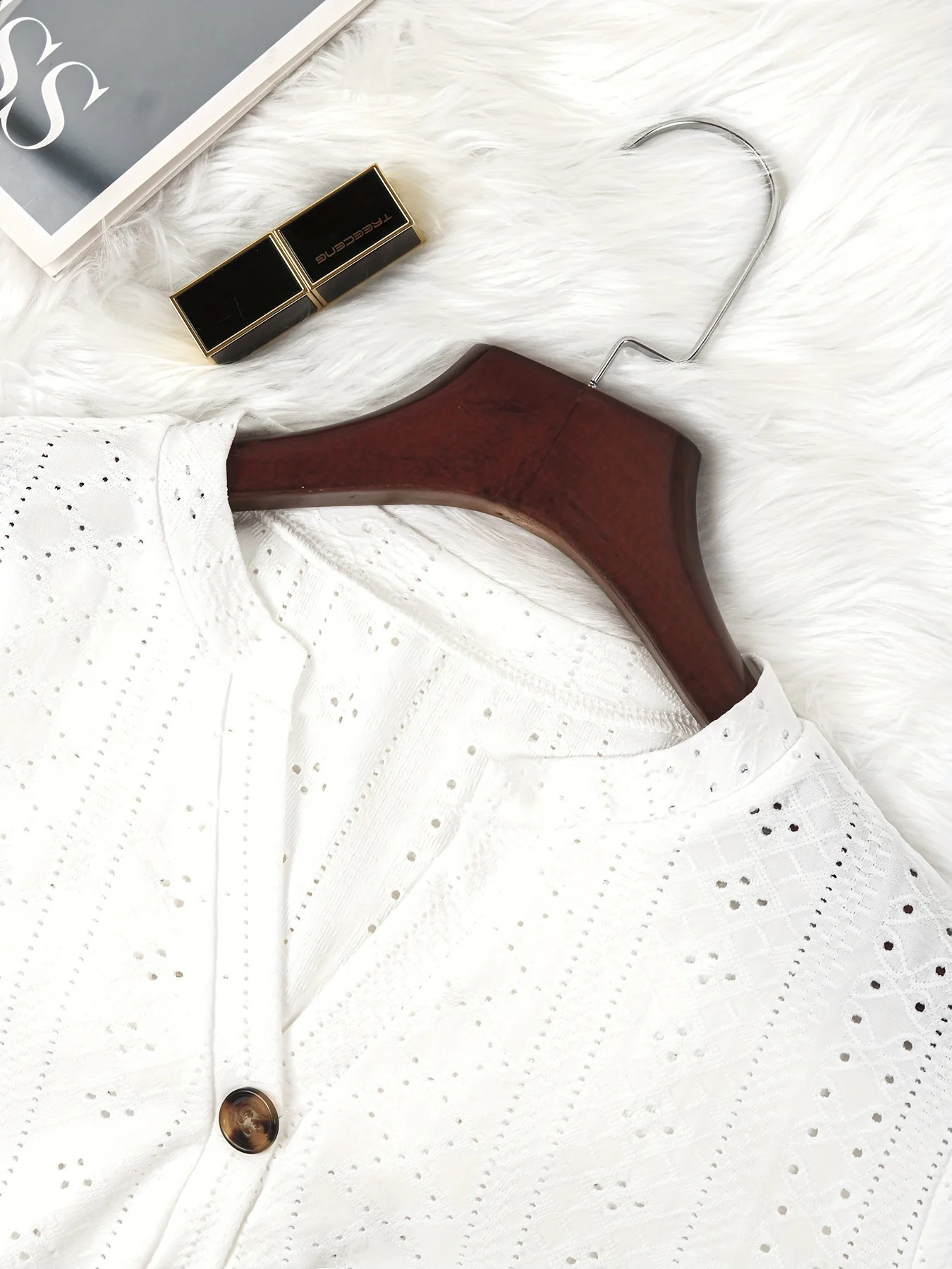 Plus Size Solid Eyelet Cutout Tshirt casual long sleeved Vneck top suitable for spring and summer womens size clothing 250430Z