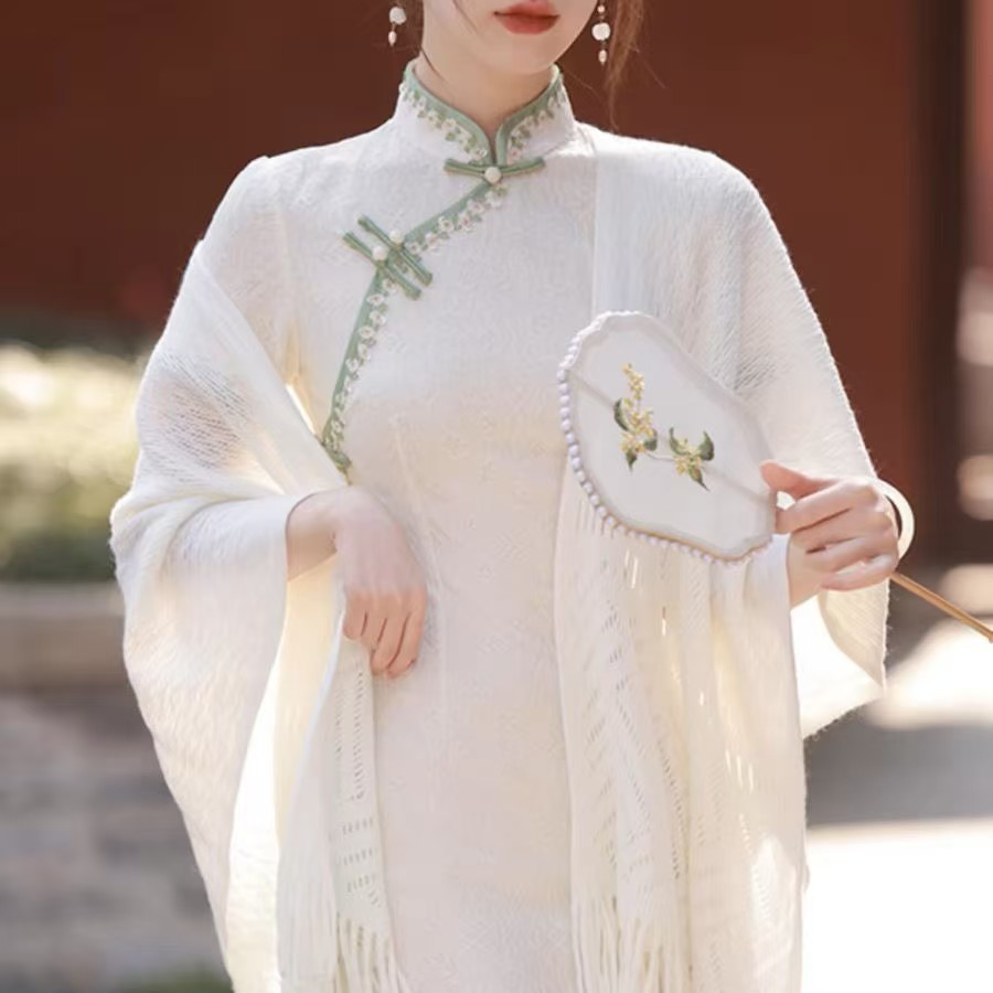K612 Super fairy cheongsam cardigan white shawl fresh literary tassel versatile cheongsam shawl hollow high-end air-conditioning shawl
