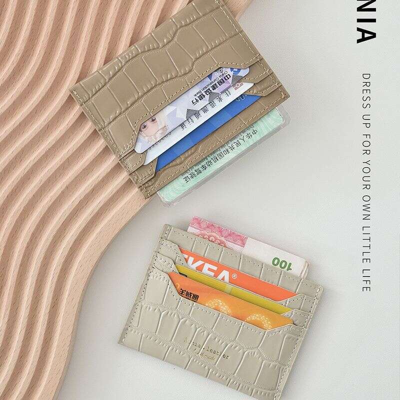Women Card Bags Designer Small Wallet Fashion Short Minimalist Versatile Compact Coin Purse Money Clip Suitable for wearing when going out and shoppin