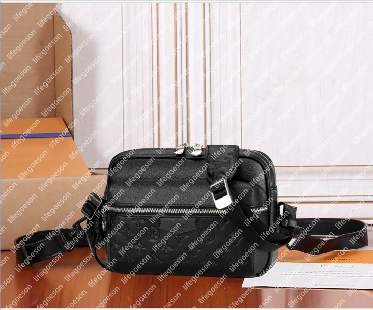 Classic Men Shoulder Bags women Cross Body Fashion Handbag Luxury Designer Leather Crossbody Postman Bag Business Travel Wallets Purse A119892