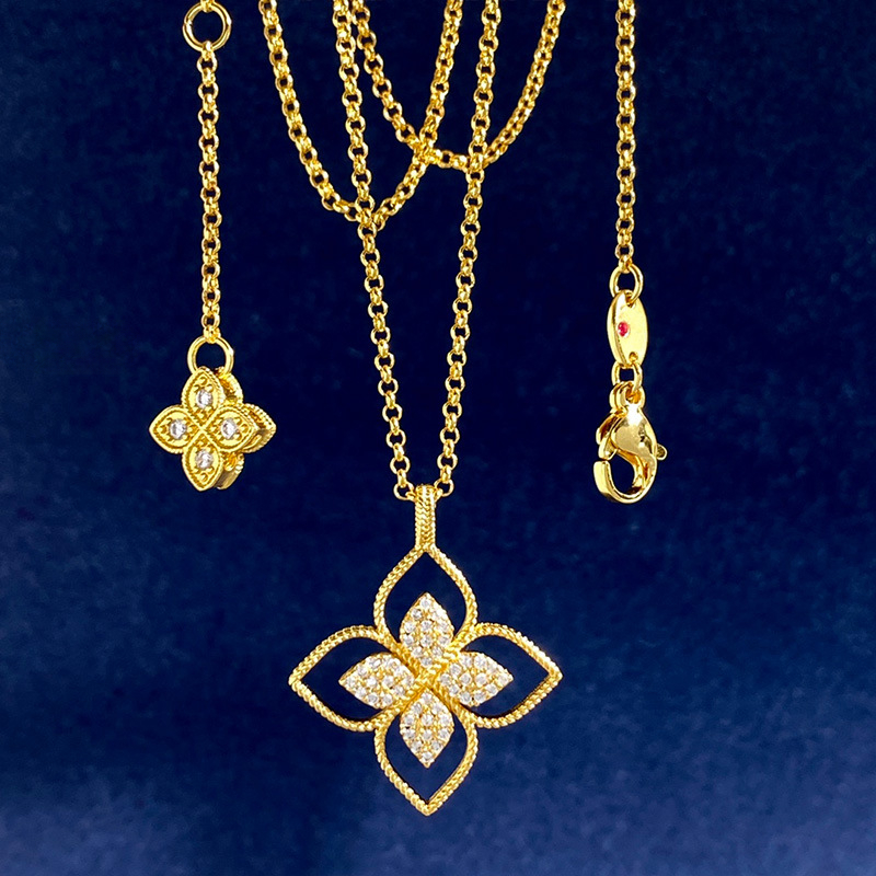 luxury Italy RC brand clover designer pendant necklaces for women 18K gold 4 leaf flower hollow short chain choker necklace cz zircon crystal diamond jewelry