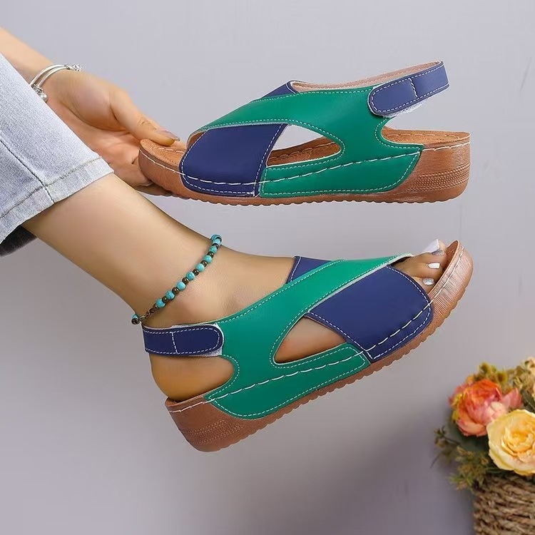 Breathable Summer Casual Sandals for Women - Perfect Match Colors & Ideal for Beach Wear