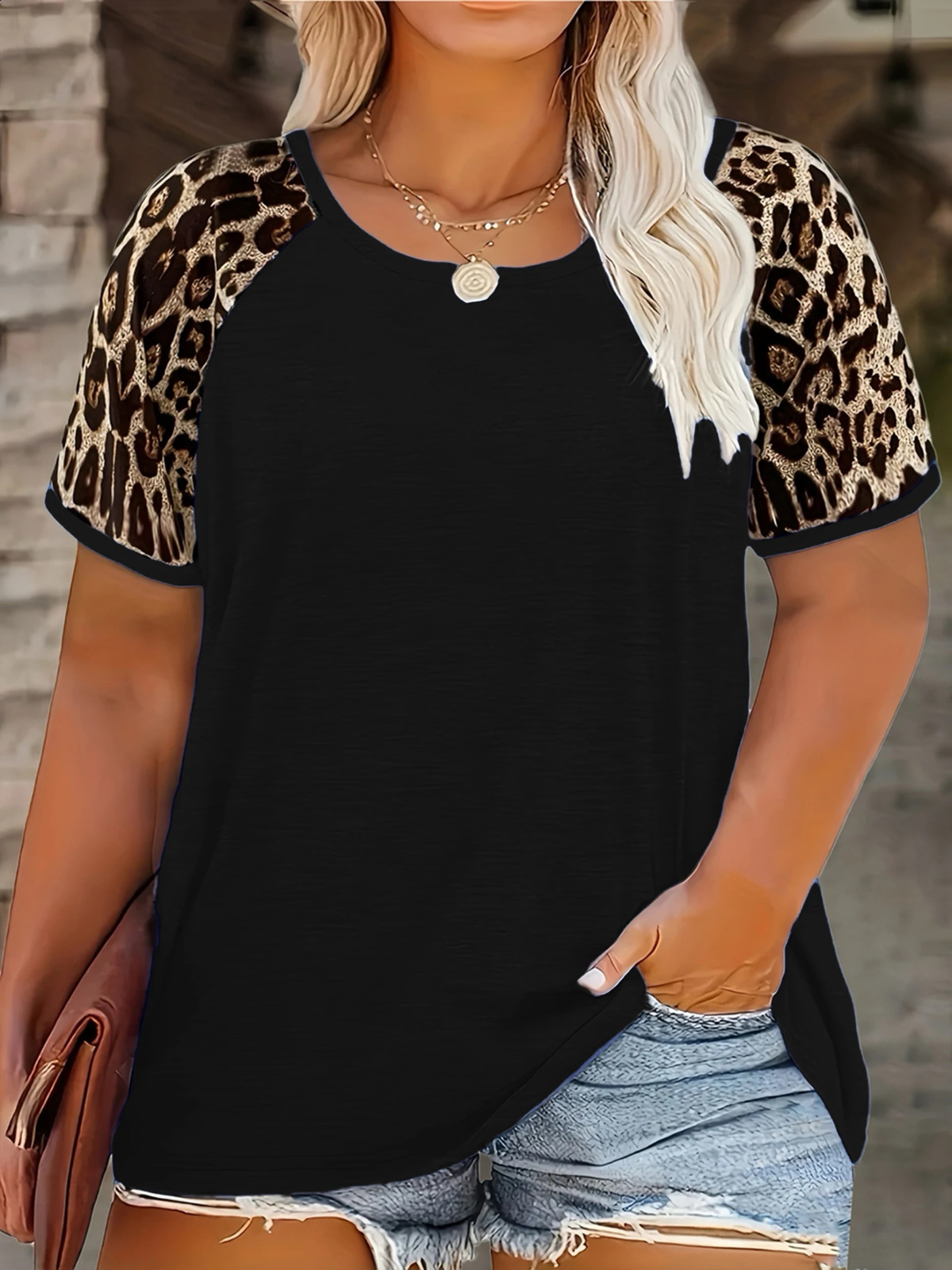 Womens casual leopard print color block round neck Tshirt fashionable short sleeved top 250430Z