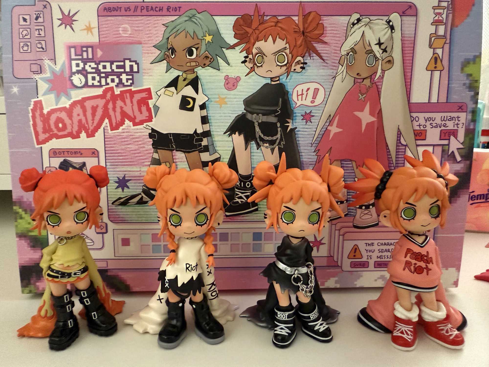 Lil Peach Riot Loading Series Blind Box PvcSweet and Hot Punk Band Mystery Box Dollty Lil Peach Riot Decorative Doll Gift Z250504