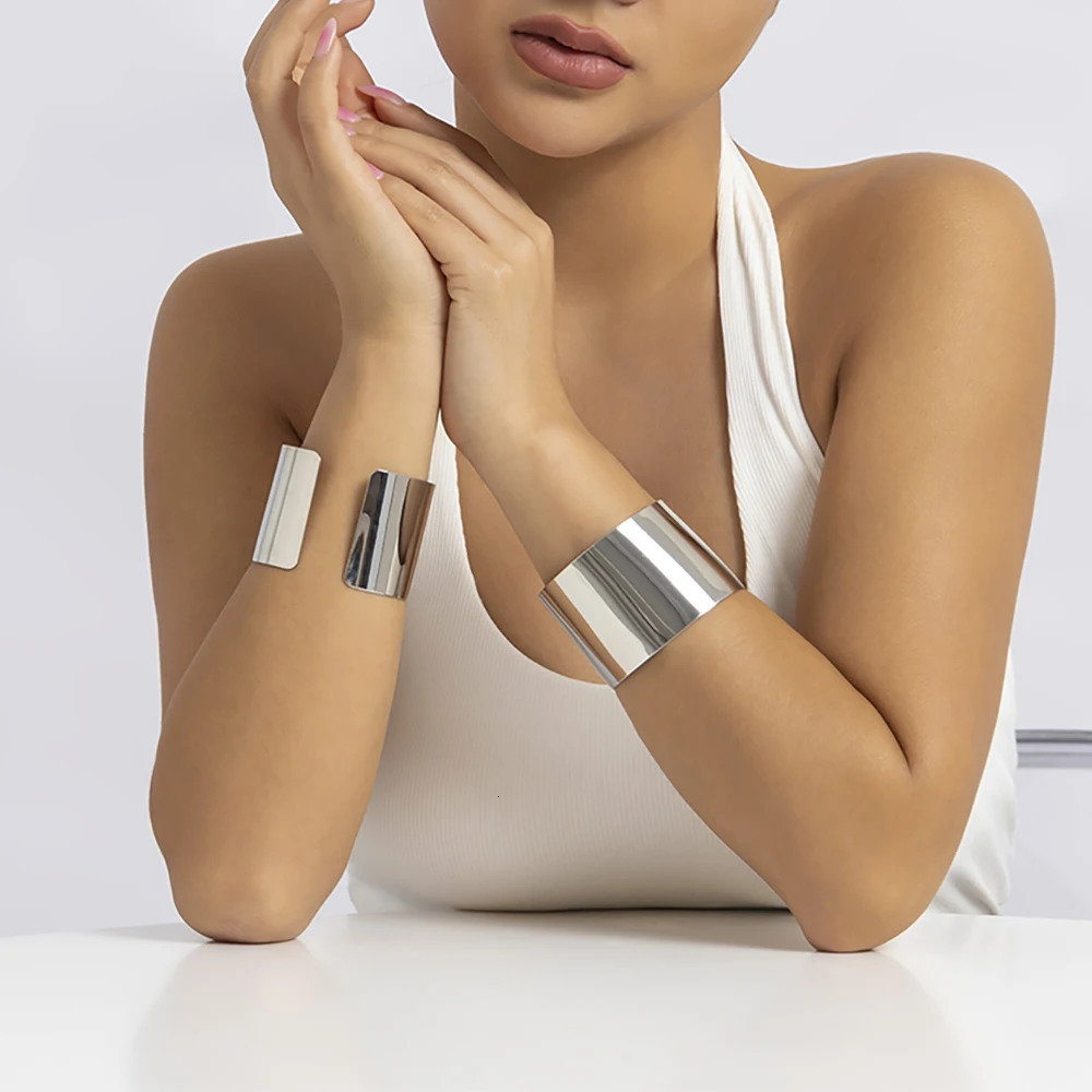 Lacteo Gold Smooth Wide Cuff Bracelet Simple Open Large Bracelet Female Charm Jewelry Fashion Punk Gift 250427