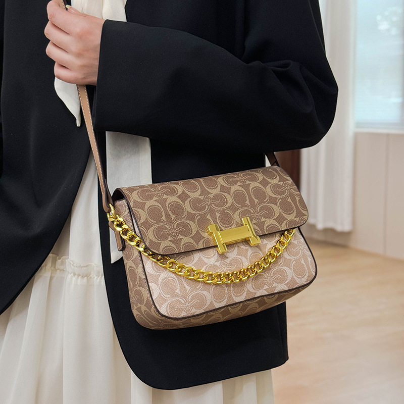 A new fashionable and versatile crossbody bag for women with printed single-shoulder small square bags 2025s hot