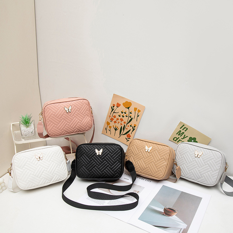 Classic camera bag with texture 2025, fashionable single-shoulder bag with embroidered patterns, butterfly crossbody bag
