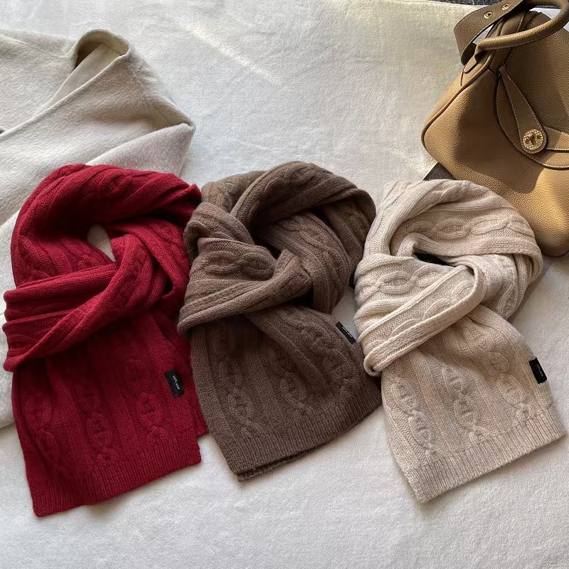 T627 pure wool pig nose jacquard knitted solid color high-end thickened versatile warm woven scarf neck
