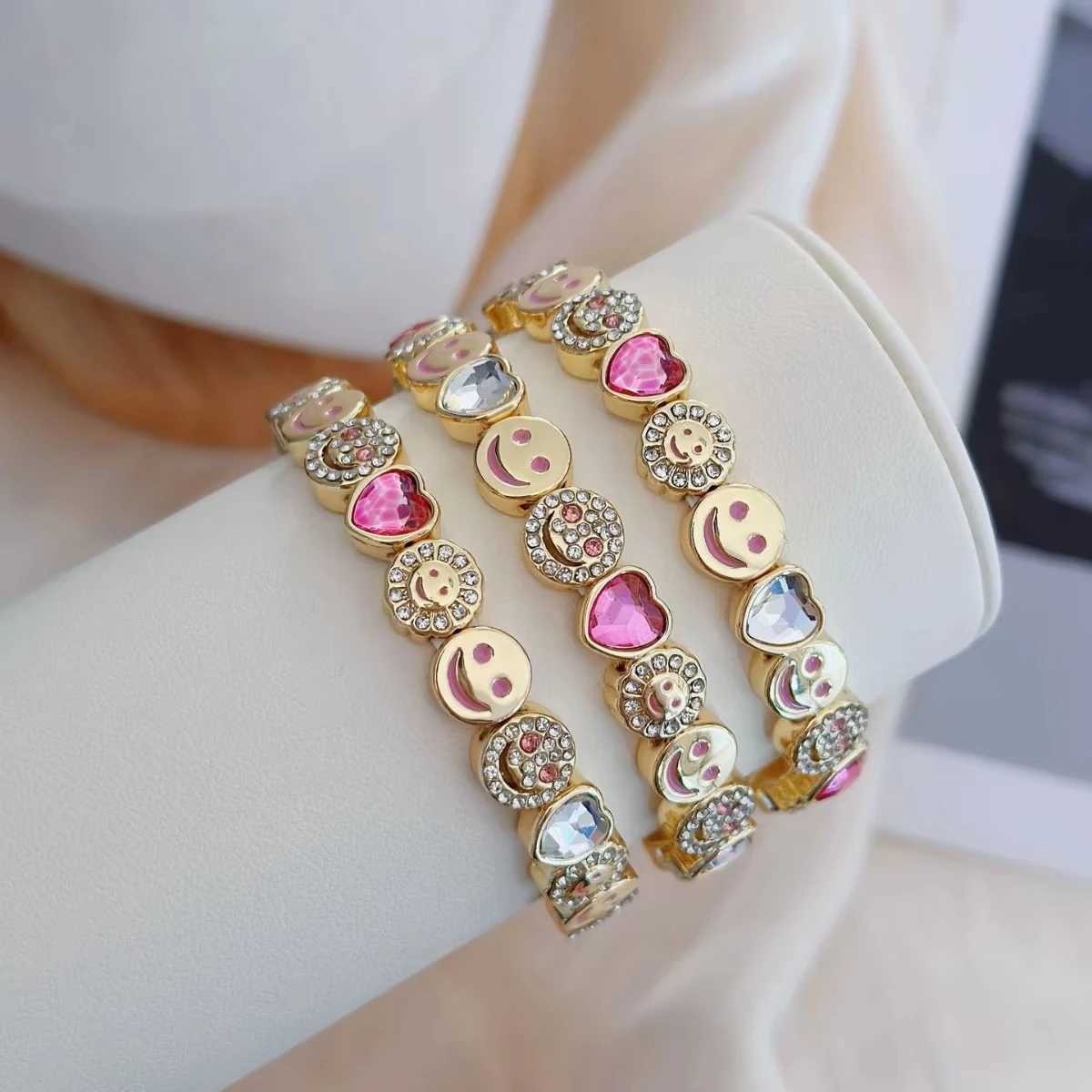 2024 New Gold Happy Love Bangle For Wen Zirconia Charm Beaded Elastic Bracelets X2505041