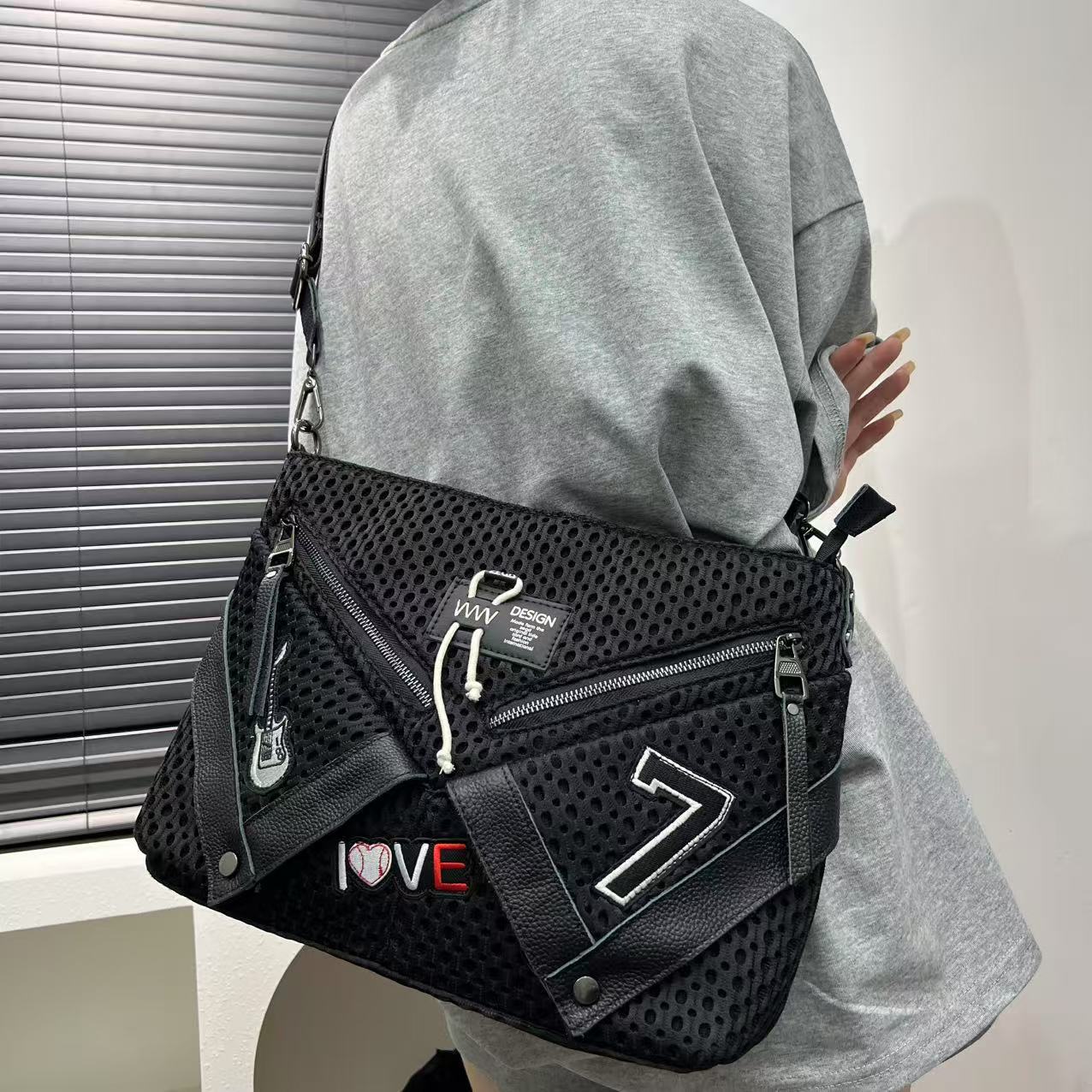 Ladies' Fashionable… - image