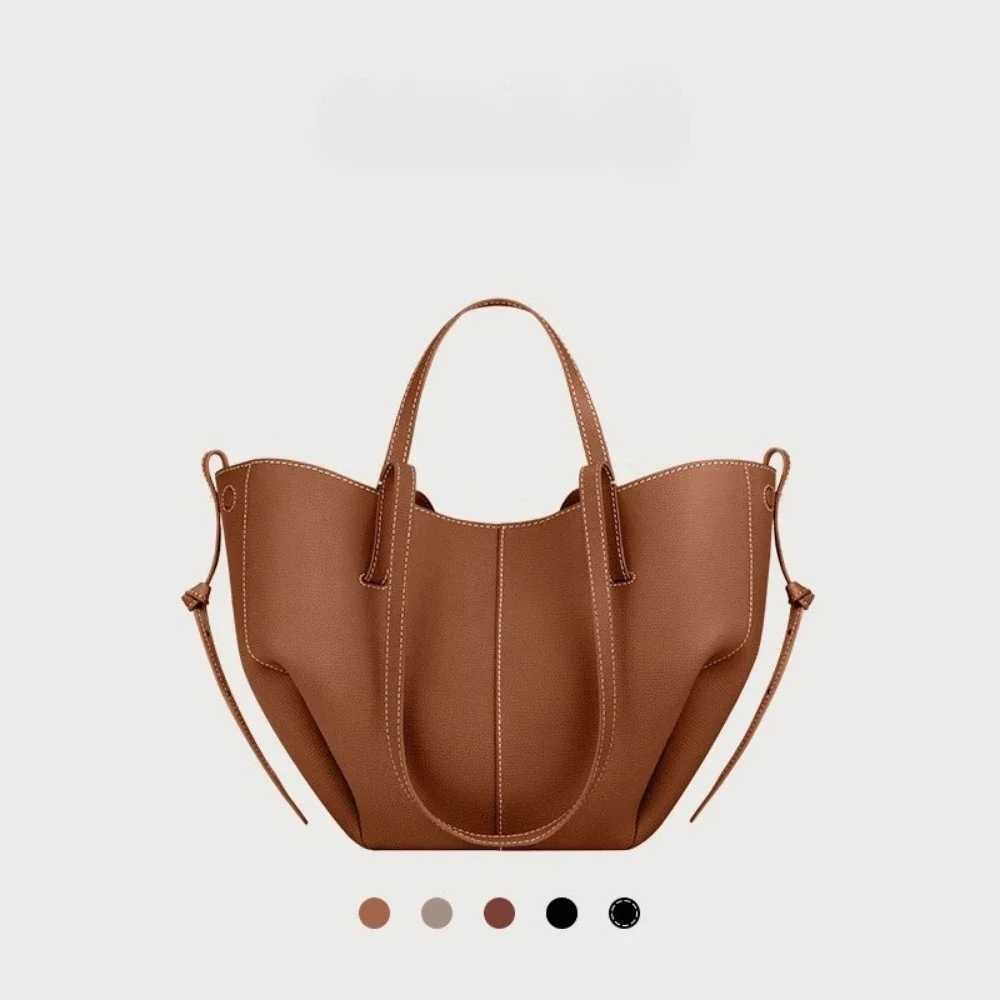 Large capacity wing bag ten font handbag retro European and American niche bucket arm pit handbag fashionable elegant classic styleW250504
