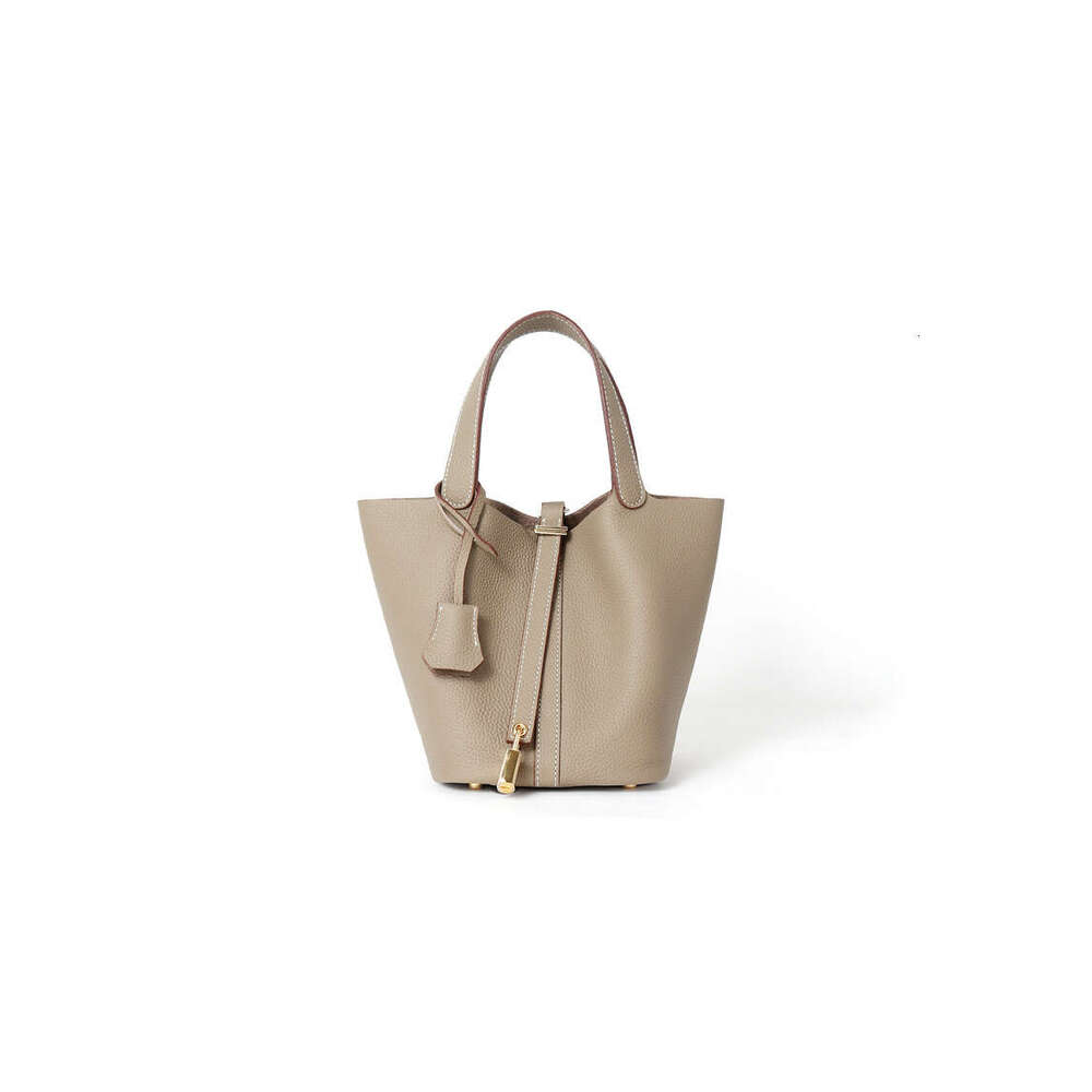 Baobao 2025 New Water Bucket Baocai Basket Women's Genuine Leather Handbag Mommy Bridal Wedding Bag Luxury