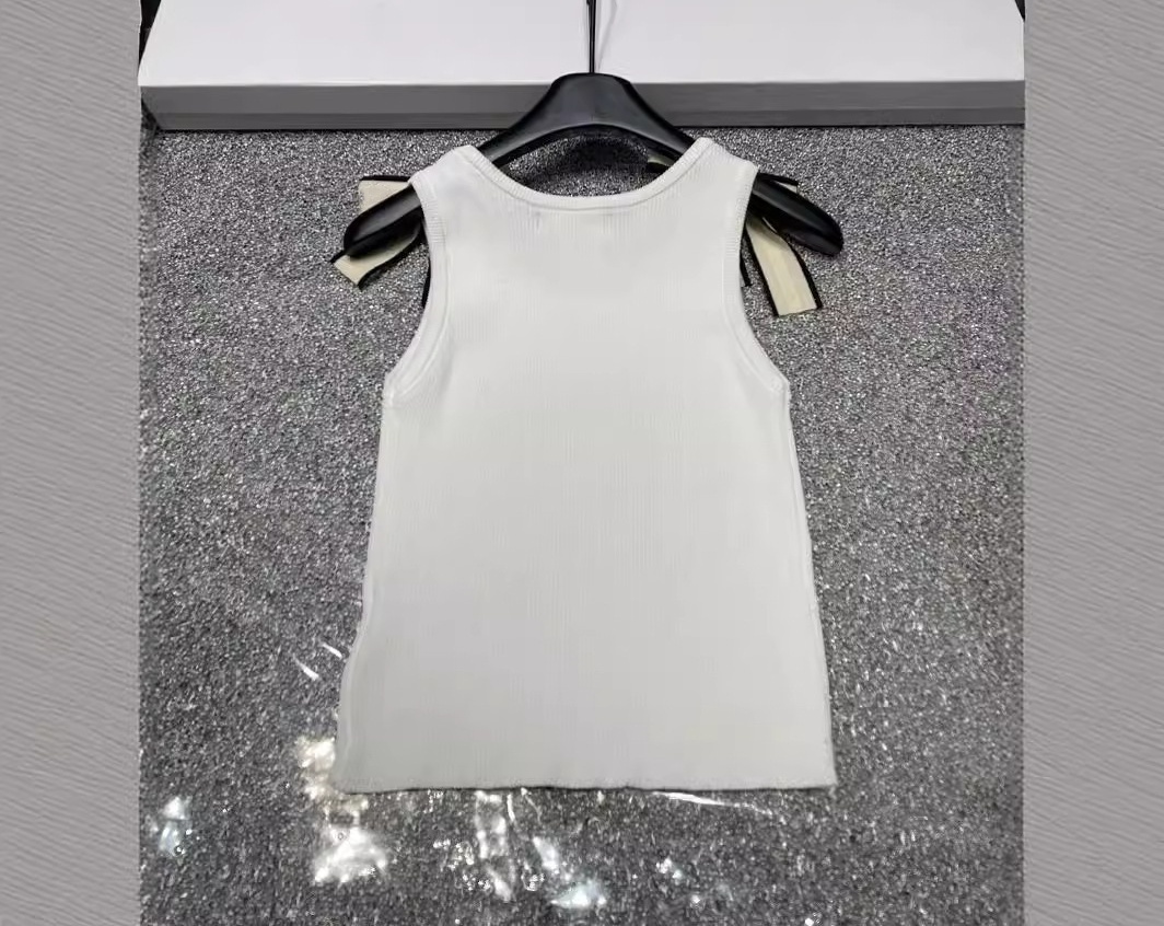 Designer women's vest letter T-shirt sleeveless shirt black and white striped knitted vest shorts classic elastic top