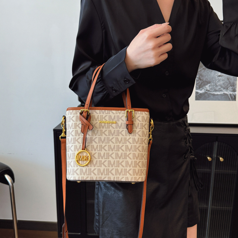 New retro printed handbag, classic and high-end women's bag, crossbody single-shoulder bag, trendy bucket bag