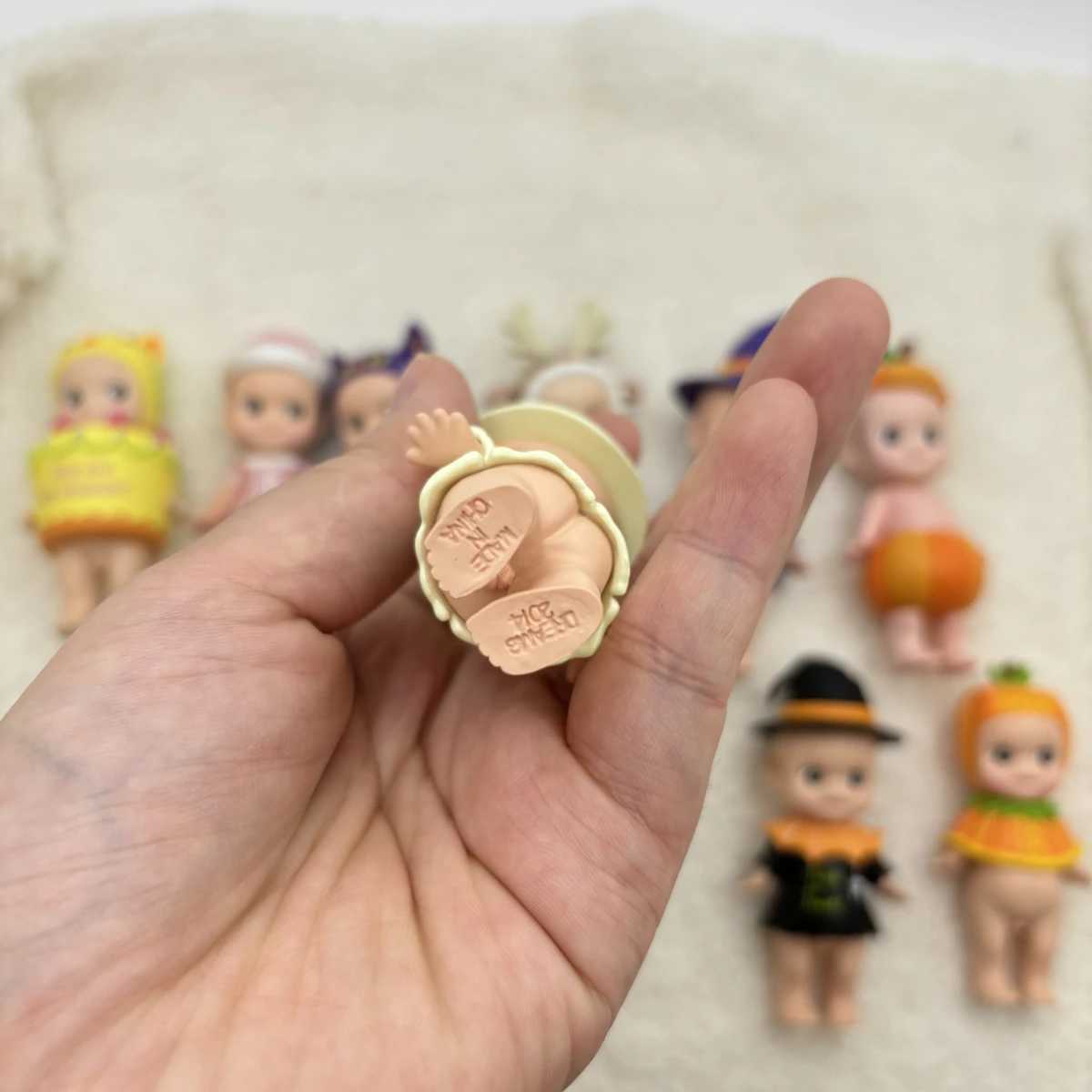 SonnyAngel Mini Character Holiday All Saints Birthday Series No Bag Blind Girl Mystery Box Toy Free shipping