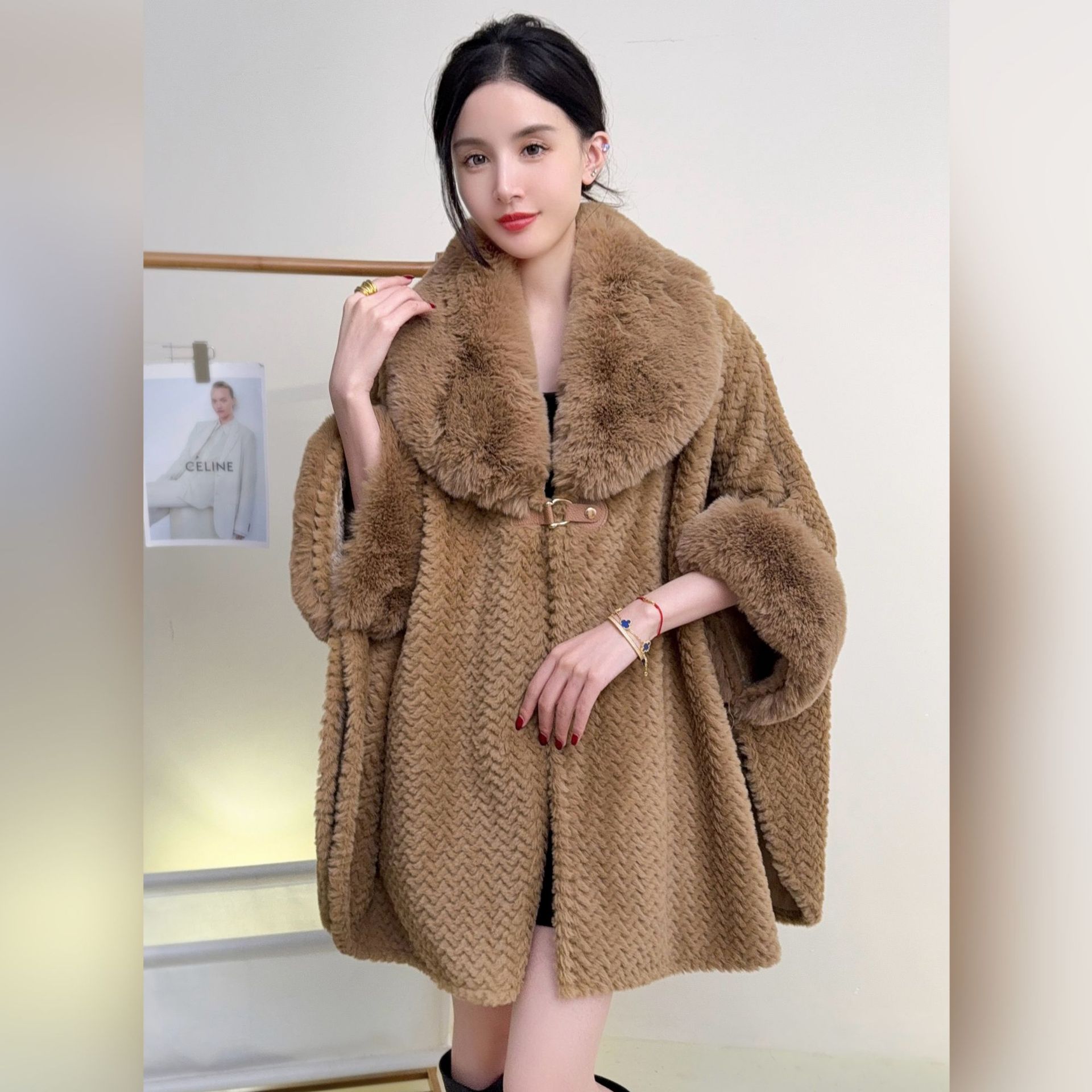 K611 High-end solid color large fur collar shawl coat plush thick warm medium and long large size loose cape cardigan