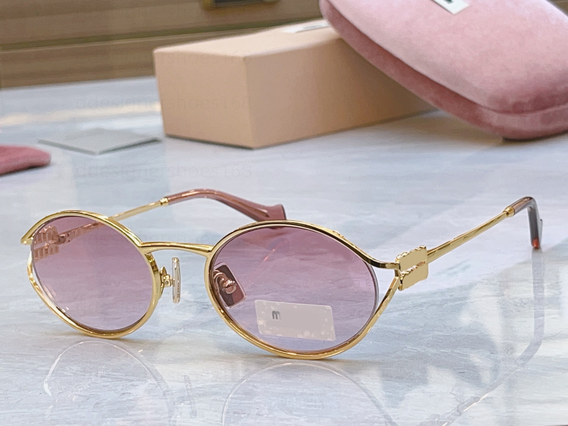 High quality 10A designer sunglasses for womenM 52Y Eyeglasses Fashion luxury Personality Letter Oval Full frame metal frame Versatile Trendy Glasses