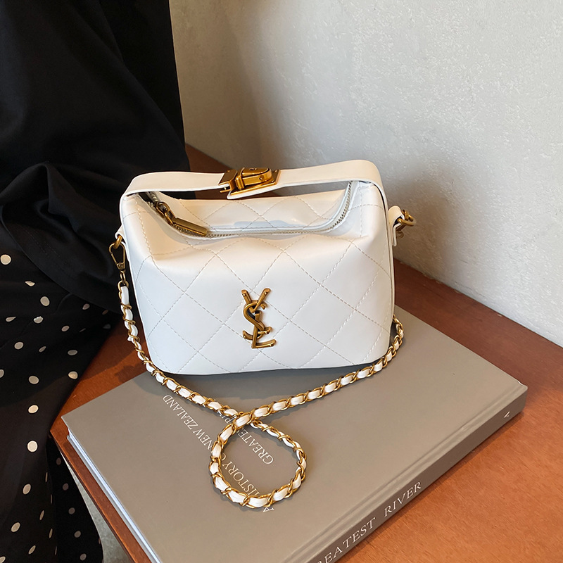 Embroidery line rhomb chain small satchel bag bag women's new hand carry small square bag small one shoulder crossbody bag
