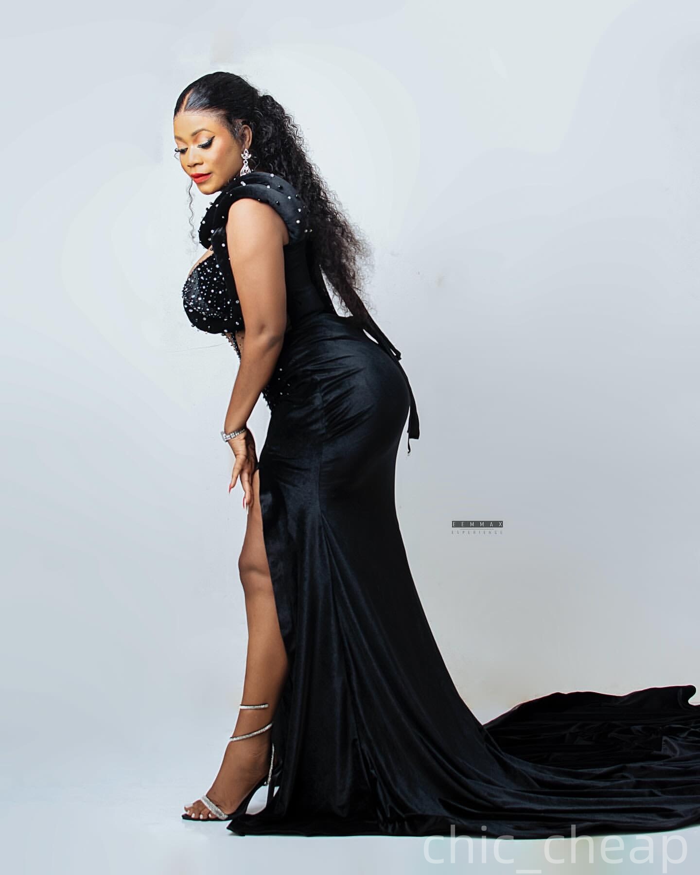 Black Mermaid Plus Size Prom Dresses 2025 One Shoulder Crystals Beaded Velvet Evening Formal Party Second Birthday Engagement Gowns Dress For Special 