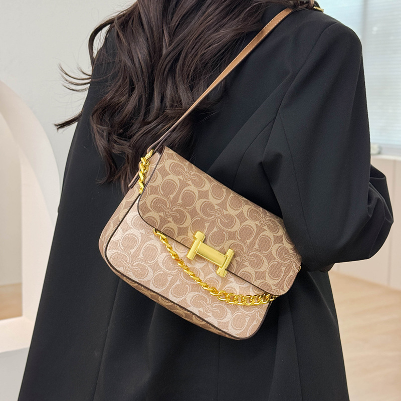 A new fashionable and versatile crossbody bag for women with printed single-shoulder small square bags 2025s hot
