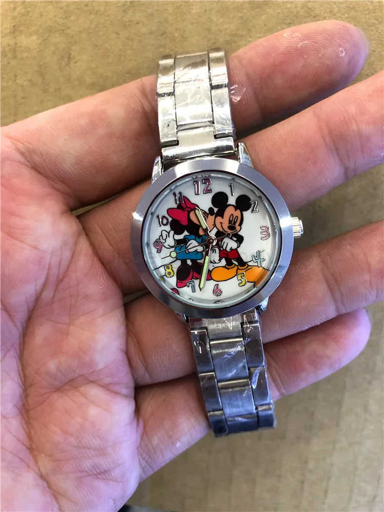 Disney Mickey Minnie childrens Watch Cartoon Anime Character Mickey Mouse Pointer Luminous Steel Band Quartz Watch kids gifts Z250504