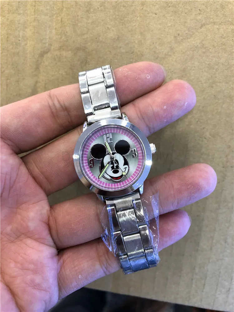 Disney Mickey Minnie childrens Watch Cartoon Anime Character Mickey Mouse Pointer Luminous Steel Band Quartz Watch kids gifts Z250504
