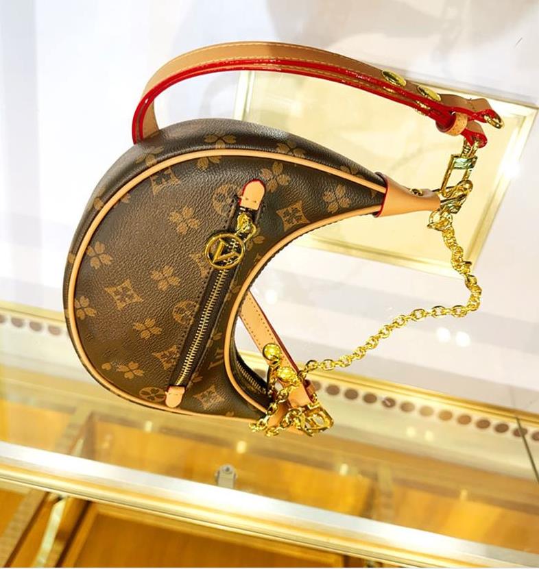 2025 Luxury Designer Loop Hobo Shoulder Bag Women Leather Handbag Vintage Crossbody Half-moon Croissant Bags Sleek Design Satchel Wallet Purses