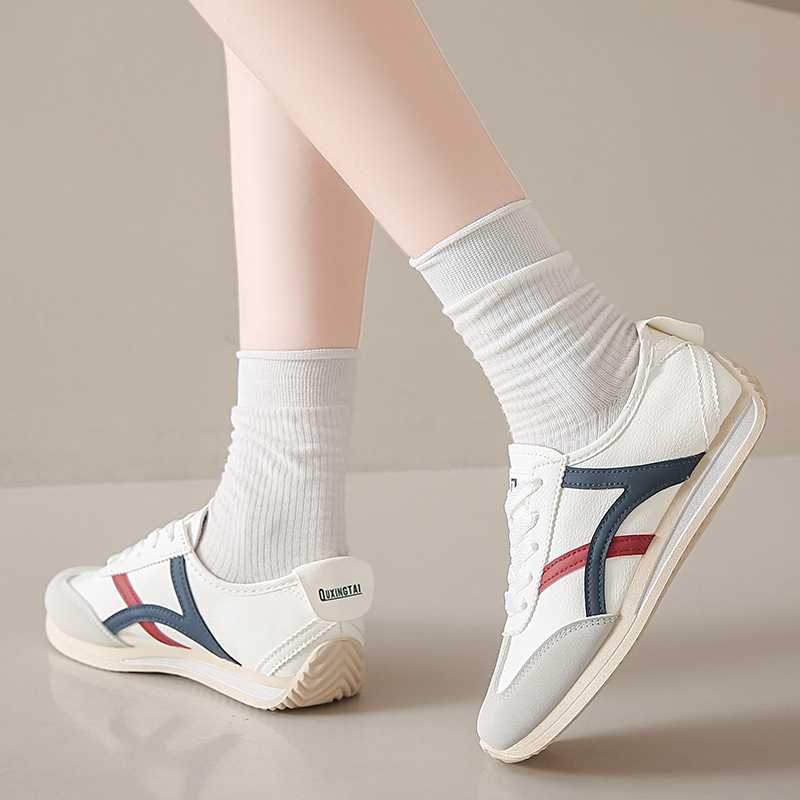 Designer free Shipping Running shoes Platform sneakers Women casual shoes Wearing running shoes outside 2025