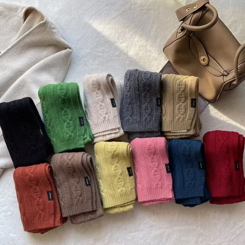 T627 pure wool pig nose jacquard knitted solid color high-end thickened versatile warm woven scarf neck