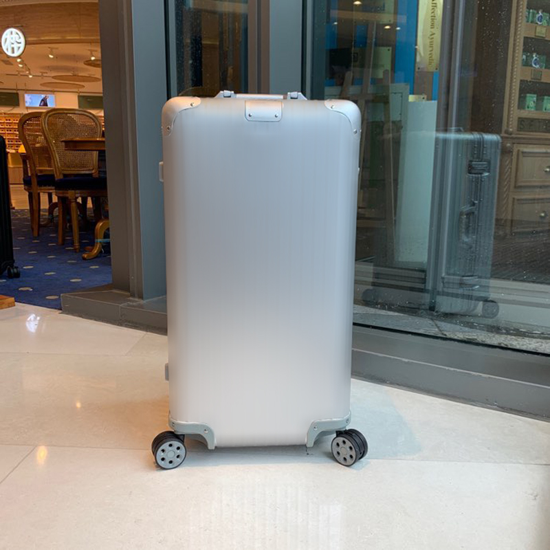Designer large capacity suitcase Aluminum and PC box sporty trunk style suitable for vacations and long distance travel 31/33 inch