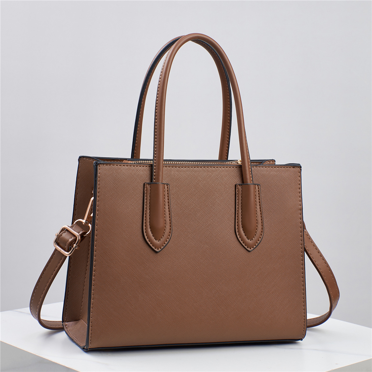 New atmospheric versatile cross-border handbag fashionable versatile messenger bag Korean version retro niche large-capacity shoulder bag tote bag