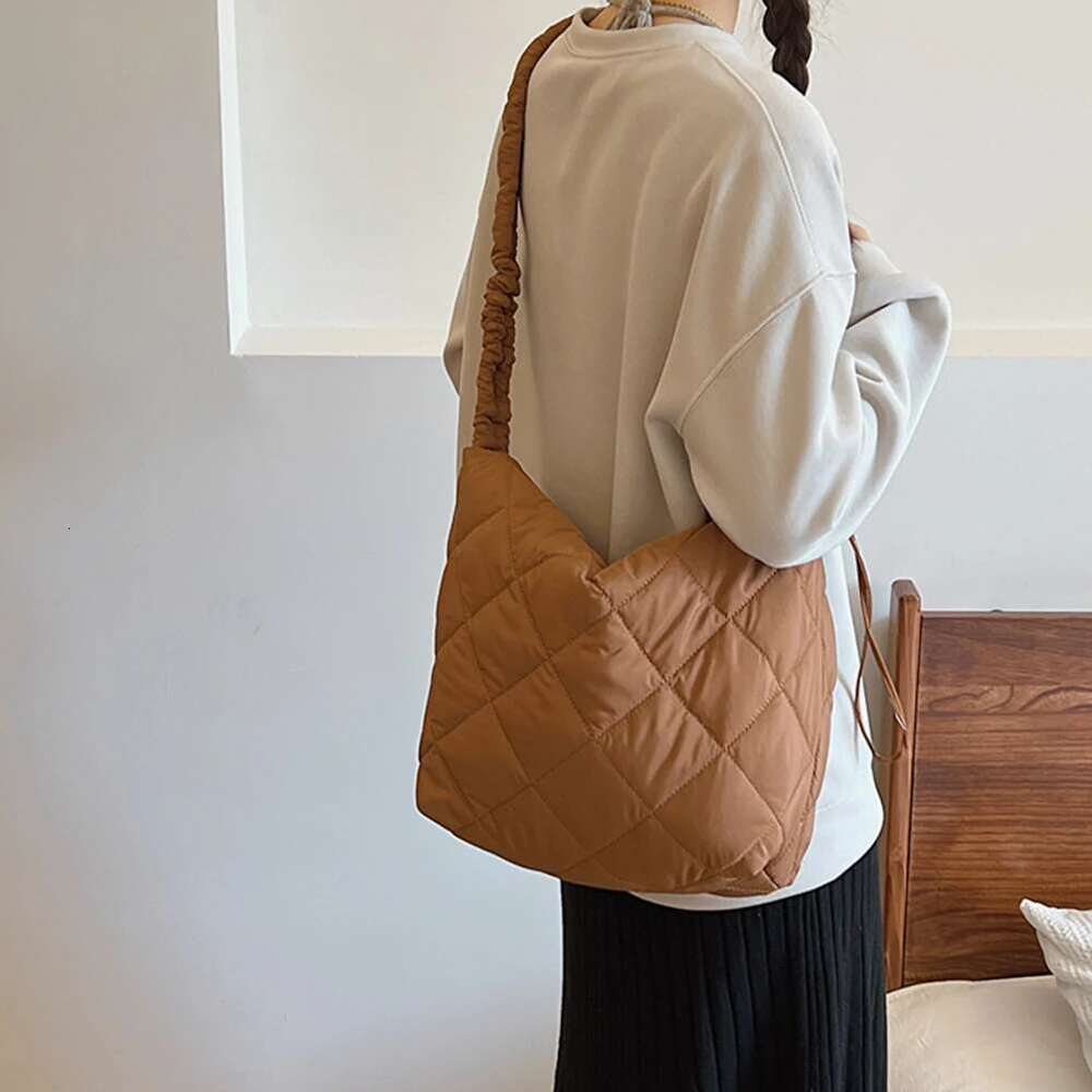 ddmy Cross New Quilted Body for Women Handbags Large Puffer Tote Shoulder Bag Cotton Padded Pleated Puffy Shopping Women's Bags 's