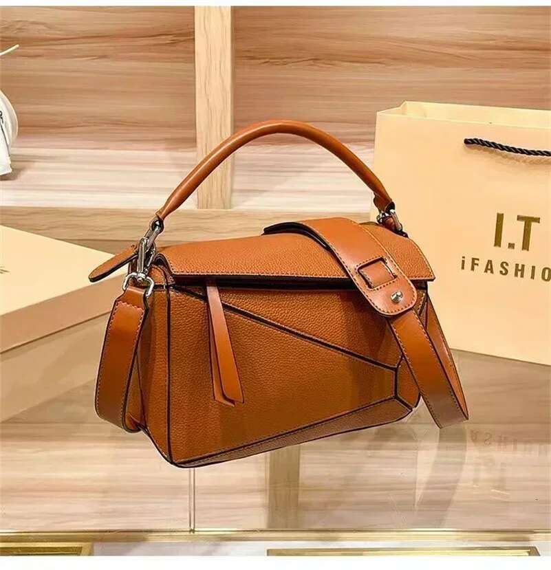 Street Trend Women's Tote Cowhide Genuine Leather Woven Bag Designer Handbag for Women BLO1