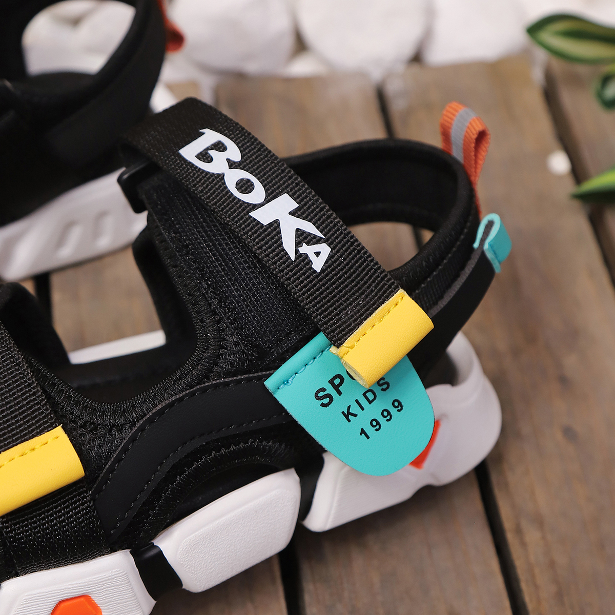 Black One-Piece Adjustable Velcro Print Design Boys Casual Sports Sandals z250513